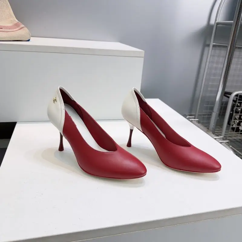 Chanel Туфли лодочки с круглым носком на высоком каблуке — Фото 4
