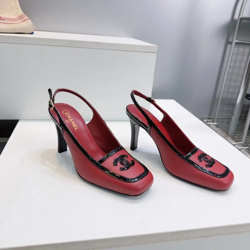 Chanel — Туфли лодочки с квадратным носком