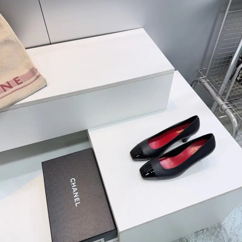 Chanel Туфли лодочки с квадратным носком — Фото 2