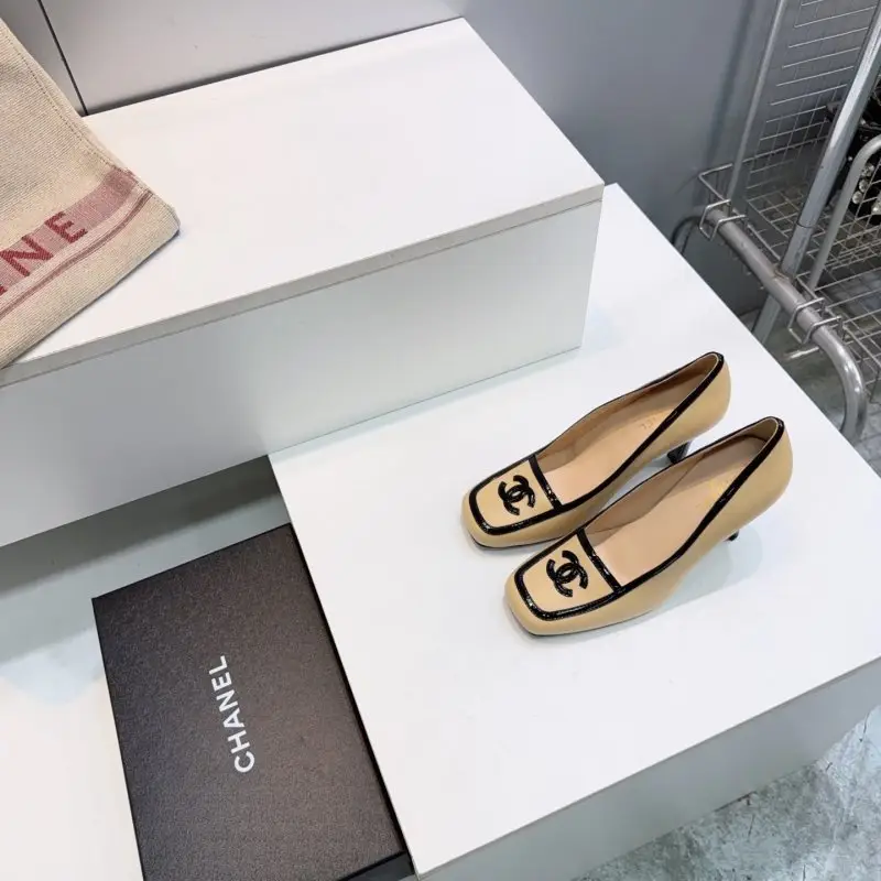 Chanel Туфли лодочки с квадратным носком — Фото 3