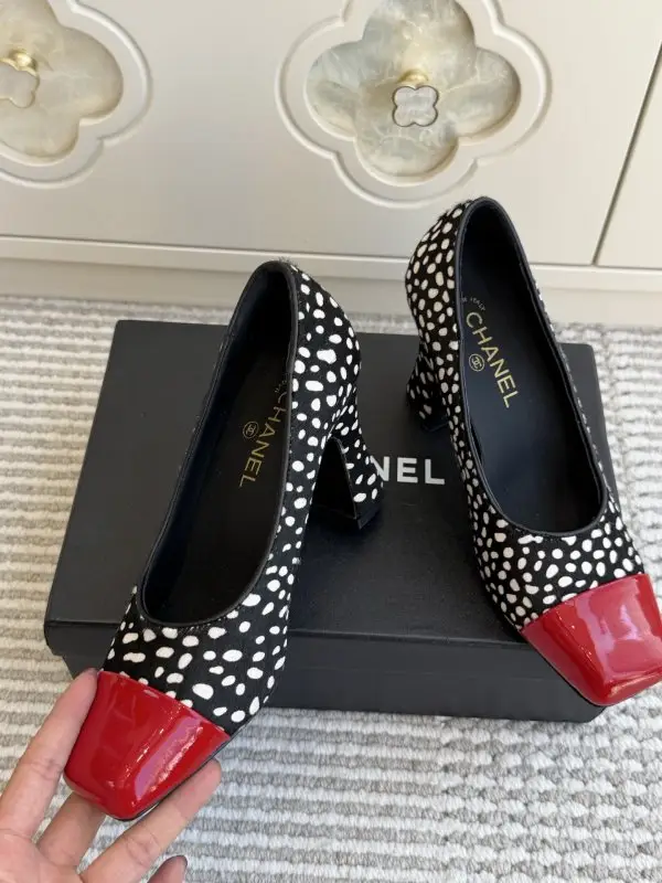 Chanel Туфли лодочки на высоком каблуке с квадратным носком — Фото 3