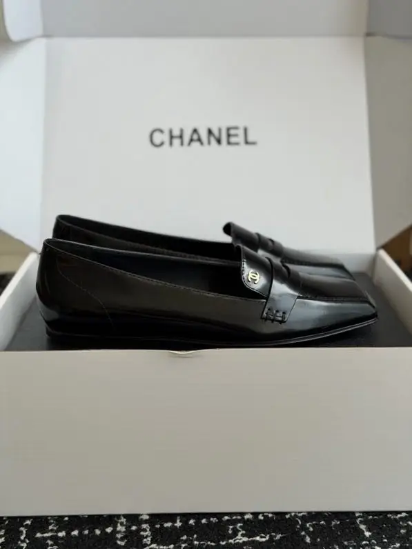 Chanel Туфли кожаные с квадратным носком — Фото 2