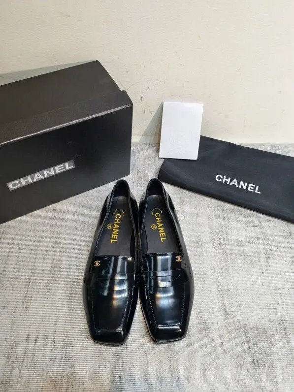 Chanel Туфлі лоферы жіночі — Фото 2