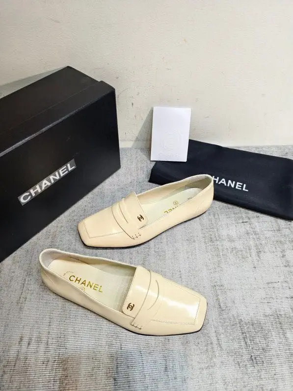 Chanel Туфлі лоферы жіночі — Фото 3