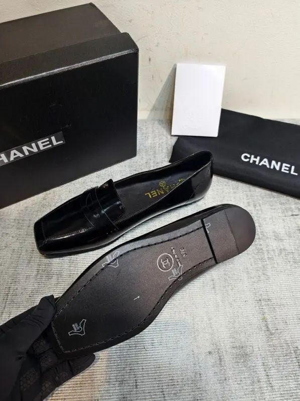 Chanel Туфлі лоферы жіночі — Фото 4