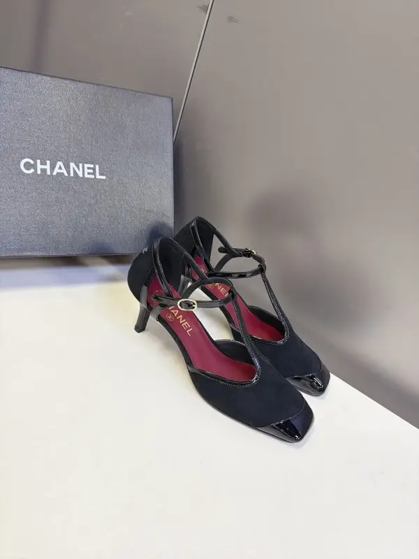 Chanel Туфлі мері джейн з квадратним носком — Фото 2