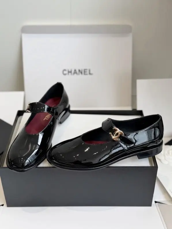 Chanel Shoes Mary Jane — Photo 4