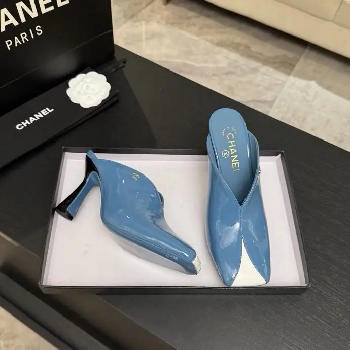 Chanel — Туфли мери джейн на каблуке