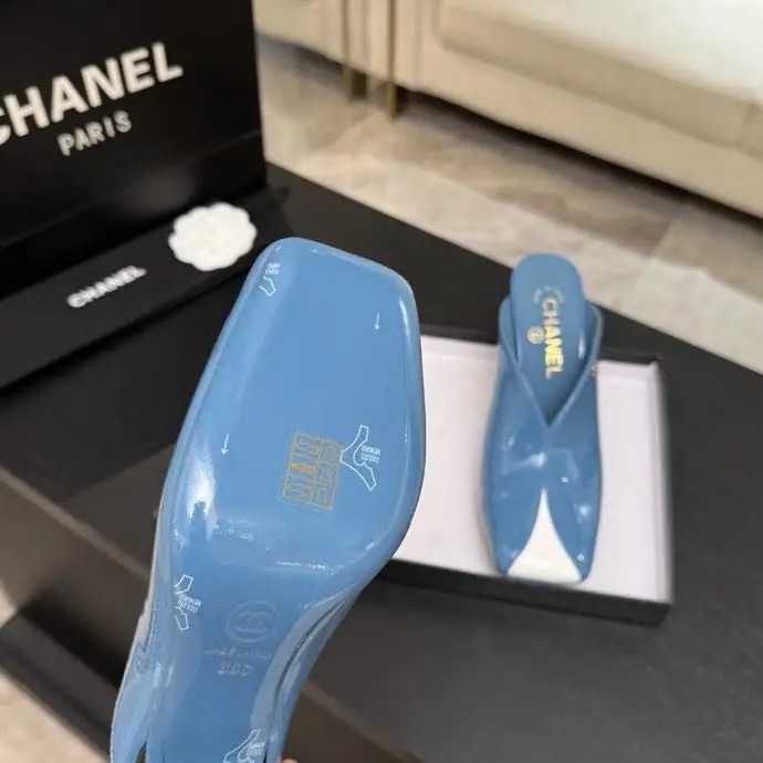 Chanel Туфли мери джейн на каблуке — Фото 2