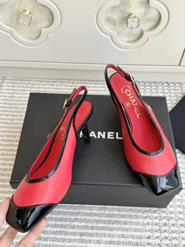 Chanel Туфлі на високому підборах з квадратним носком — Фото 3