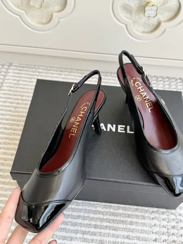 Chanel Туфли на высоком каблуке с квадратным носком — Фото 3