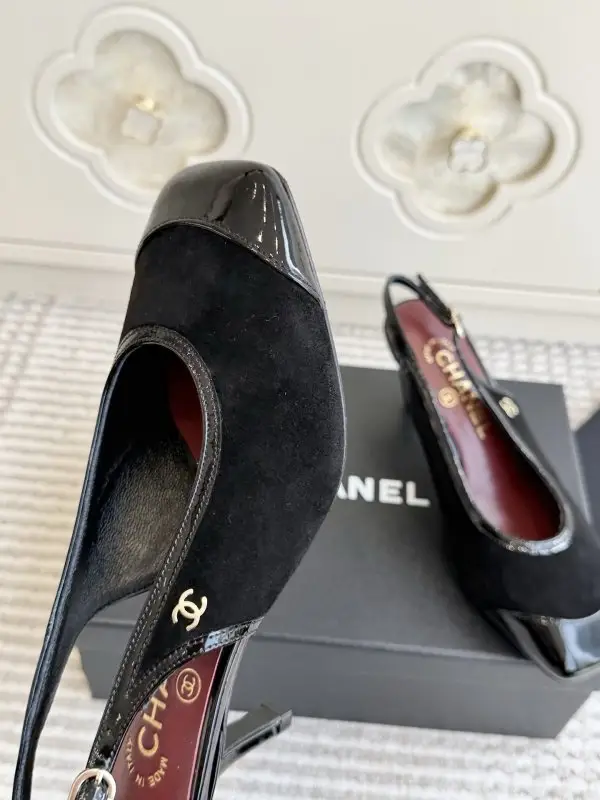 Chanel Shoes on high heel from square the toe — Photo 5
