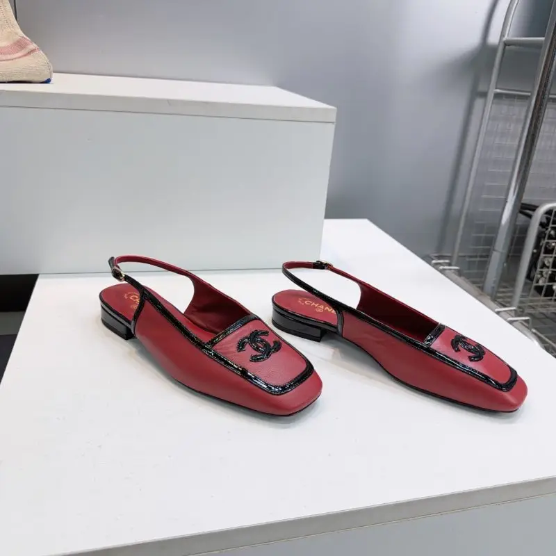 Chanel — Туфлі слингбэки з квадратним носком