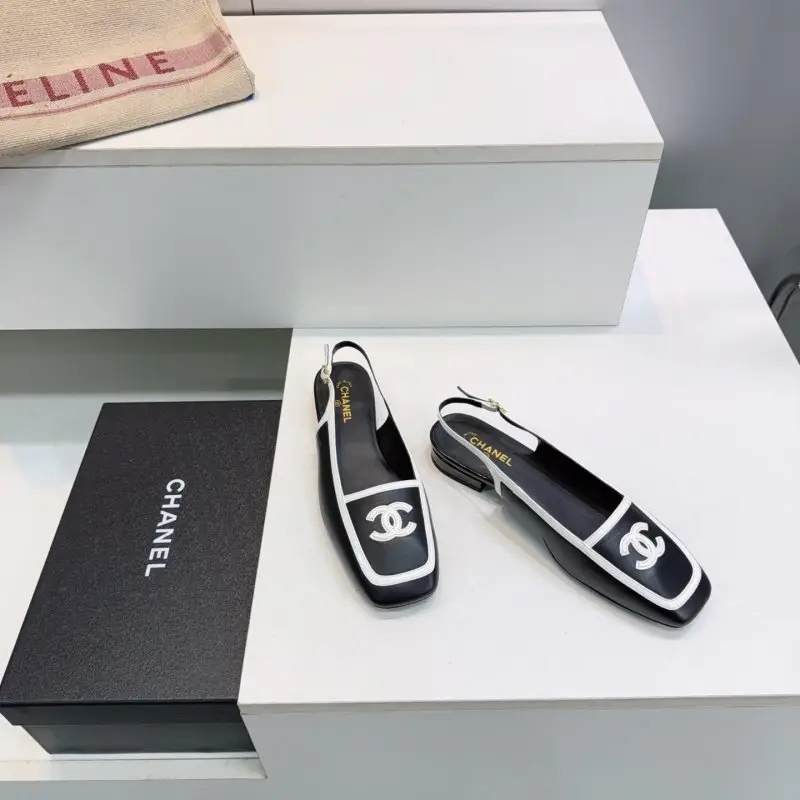Chanel Туфлі слингбэки з квадратним носком — Фото 2