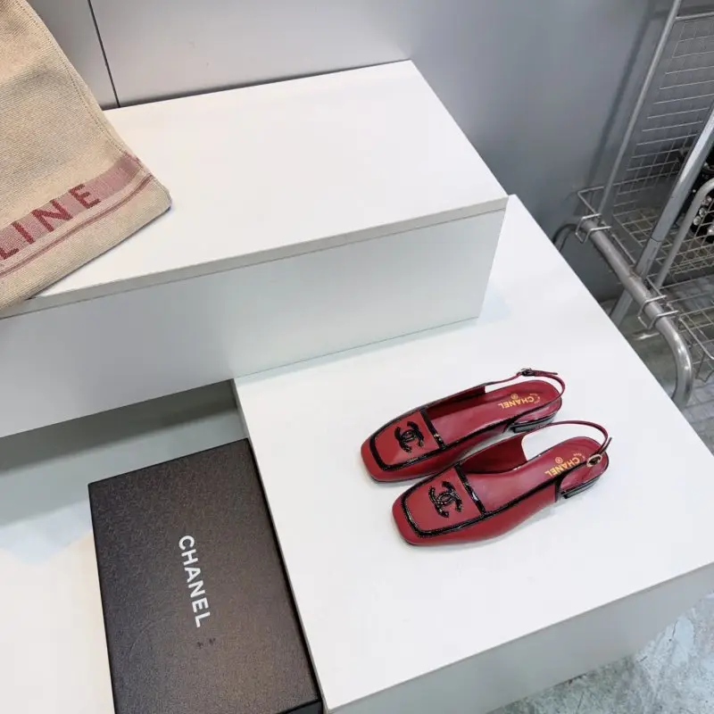 Chanel Туфлі слингбэки з квадратним носком — Фото 2