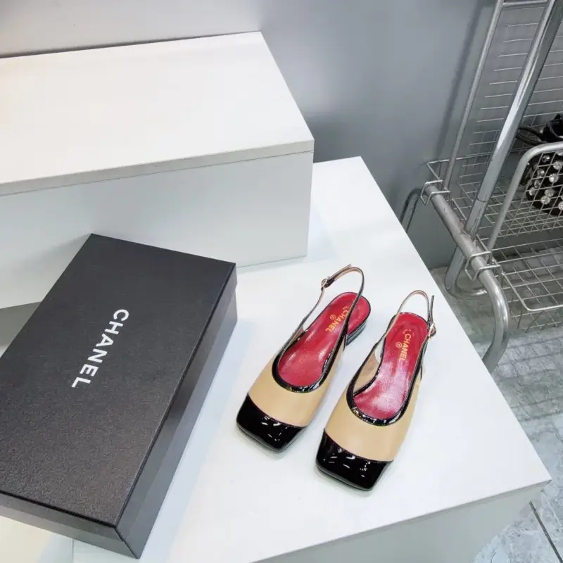 Chanel Туфлі слингбэки з квадратним носком — Фото 2