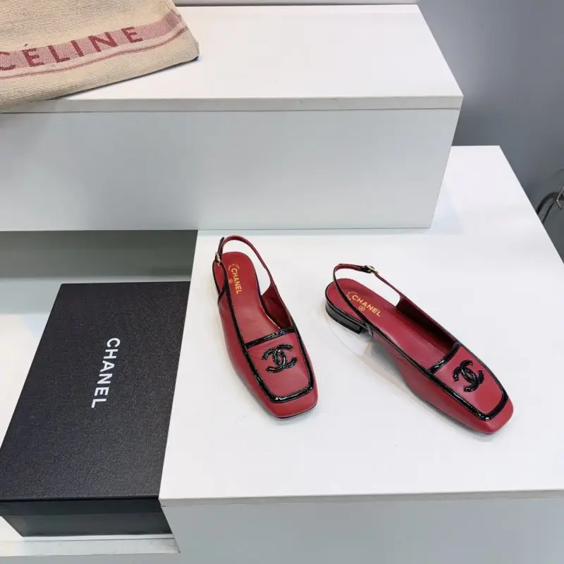 Chanel Туфлі слингбэки з квадратним носком — Фото 3