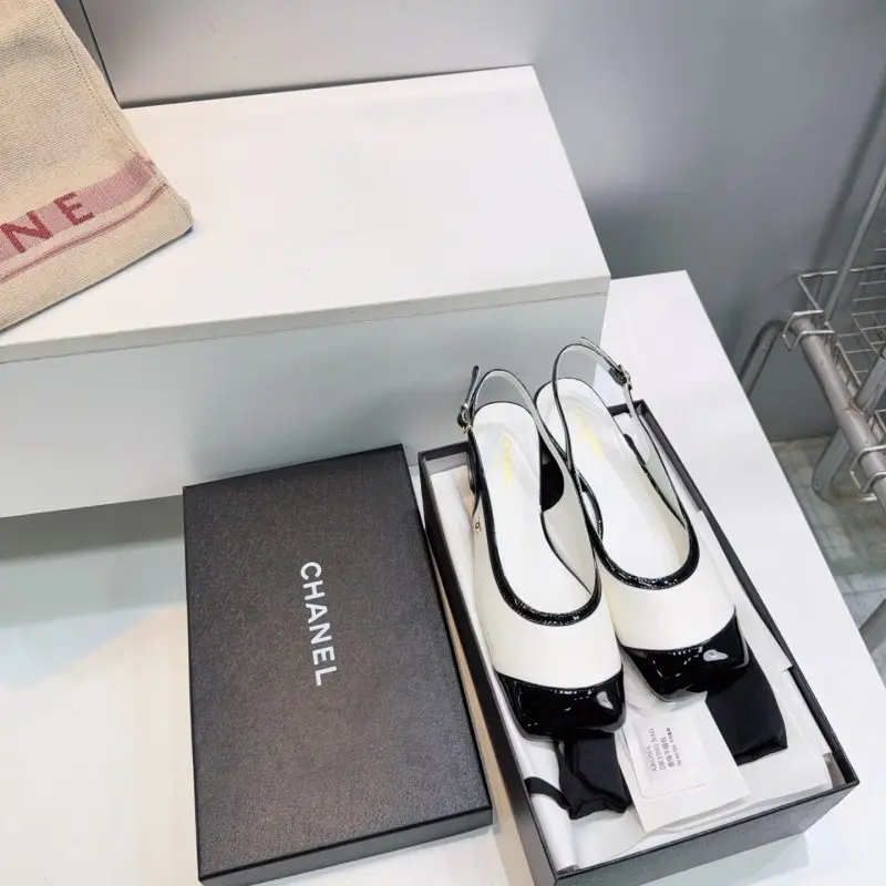 Chanel Туфли слингбэки с квадратным носком — Фото 3