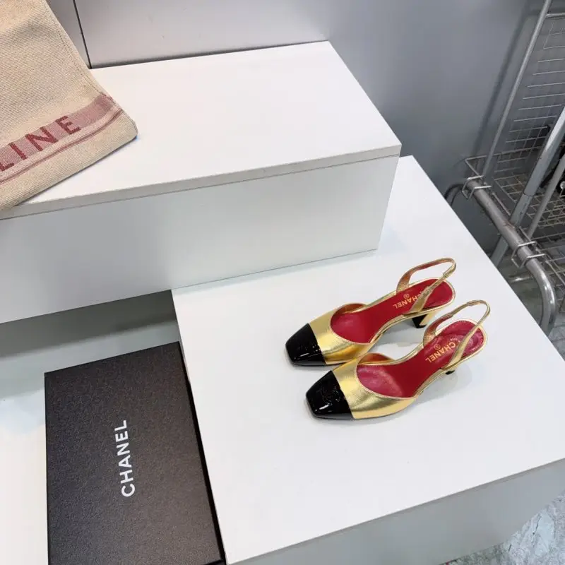 Chanel Туфлі слингбэки з квадратним носком — Фото 4