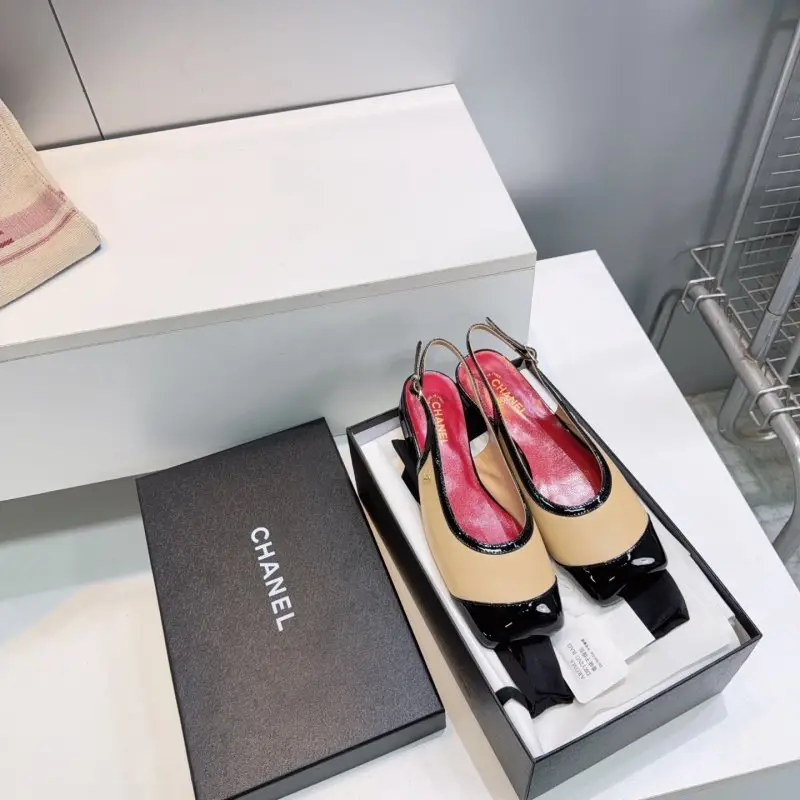 Chanel Туфлі слингбэки з квадратним носком — Фото 5