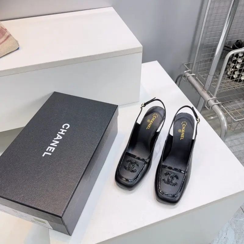 Chanel Туфли слингбэки с квадратным носком — Фото 5