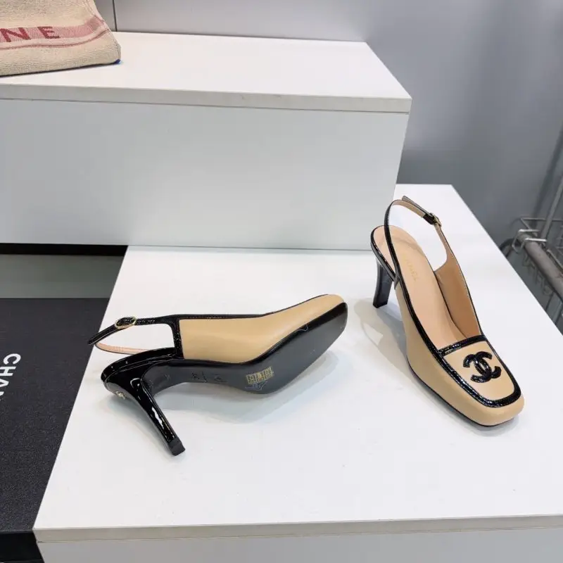 Chanel Туфлі слингбэки з квадратним носком — Фото 5