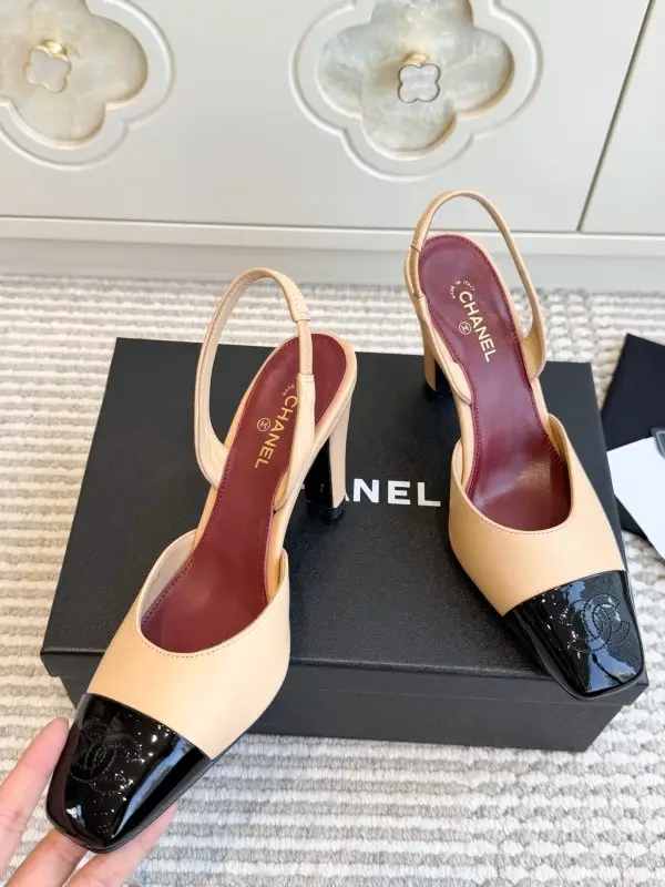 Chanel Shoes слингбэки on high heel from square the toe — Photo 3