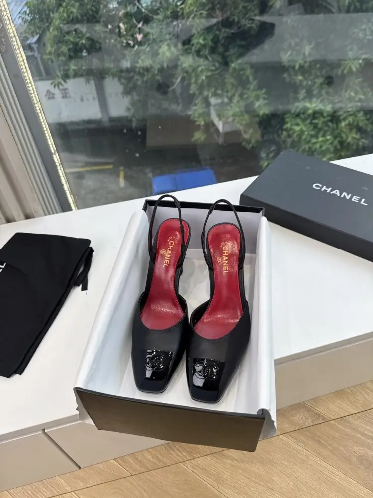 Chanel — Туфлі жіночі