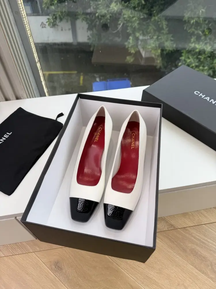 Chanel Туфлі жіночі — Фото 1