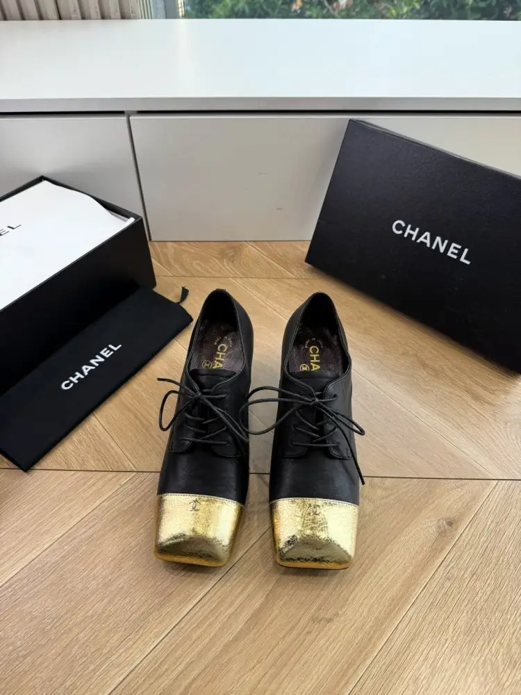 Chanel — Туфлі жіночі