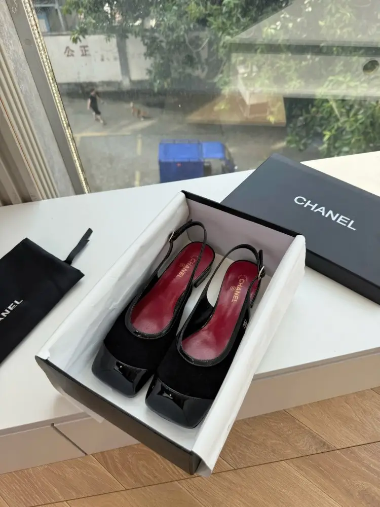 Chanel Туфли женские — Фото 1