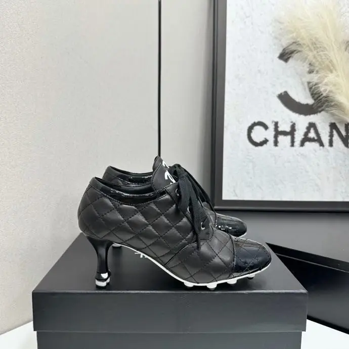 Chanel Туфлі жіночі — Фото 1