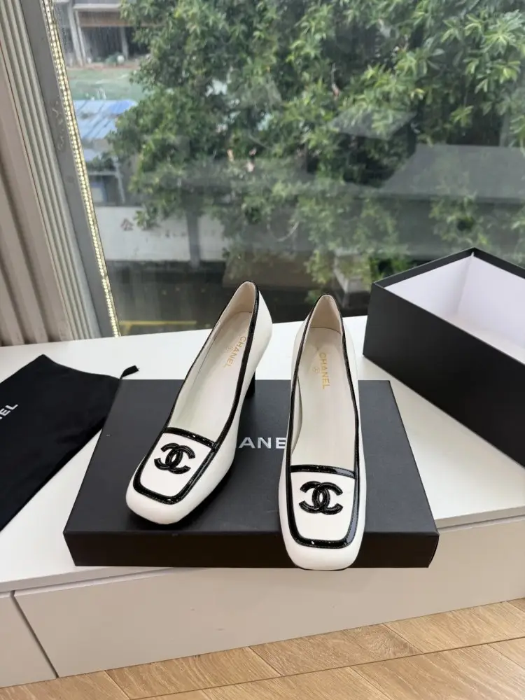 Chanel Туфлі жіночі — Фото 1