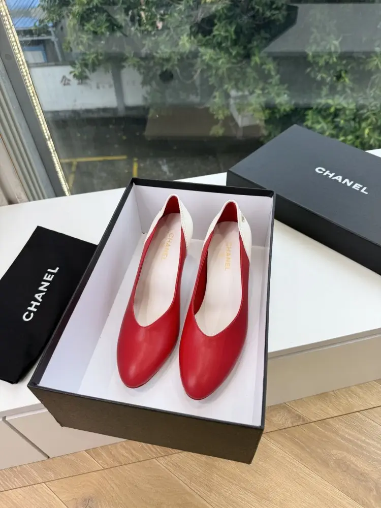 Chanel Туфлі жіночі — Фото 1