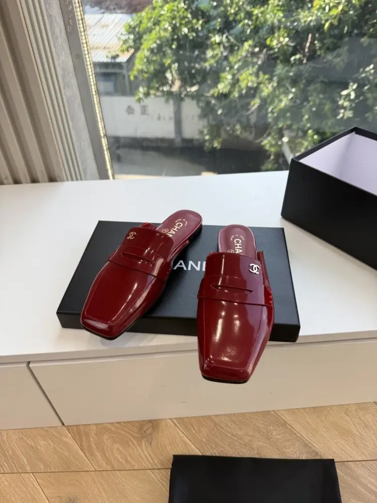 Chanel — Туфлі жіночі