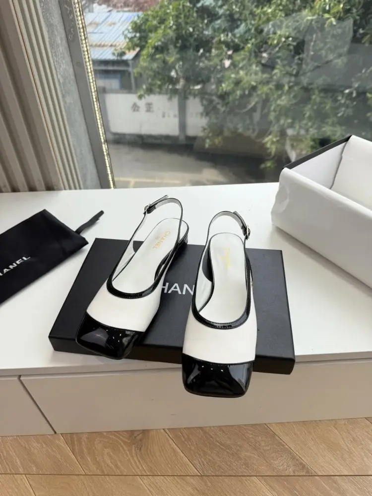 Chanel — Туфлі жіночі