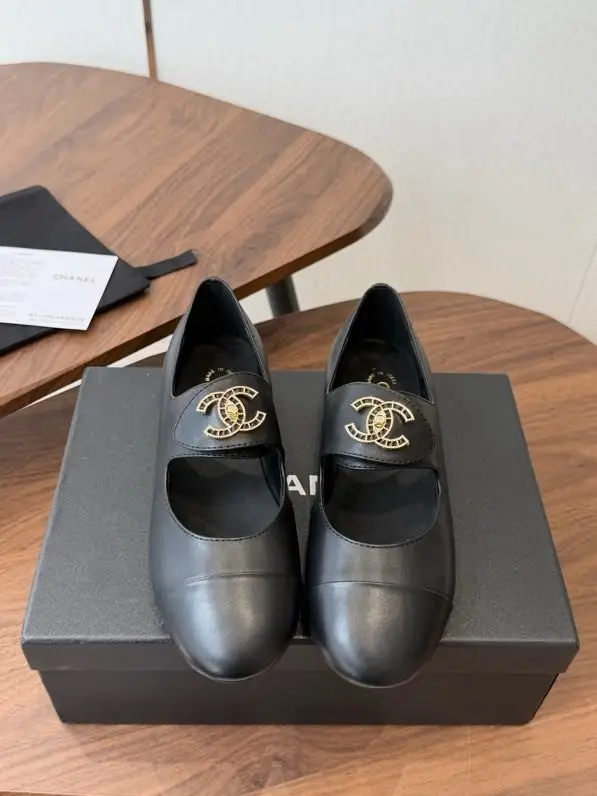 Shoes women's