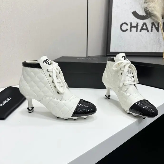 Chanel Туфлі жіночі — Фото 2
