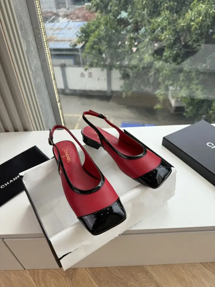 Chanel Shoes women's — Photo 2