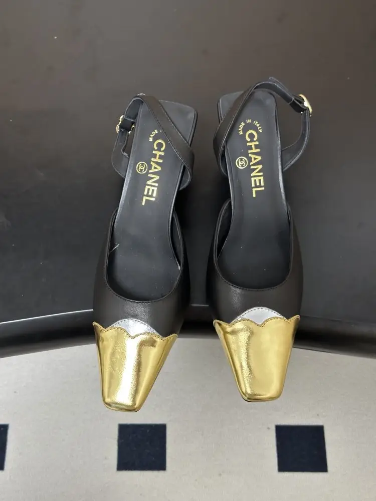 Chanel Shoes women's — Photo 2