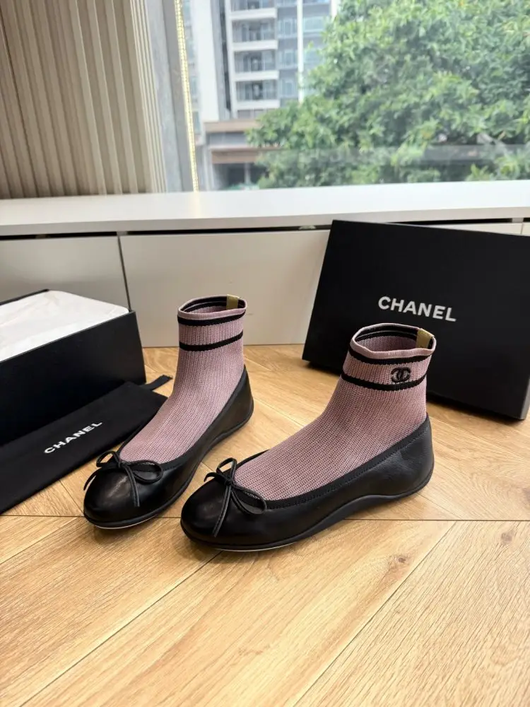 Chanel Shoes women's — Photo 2