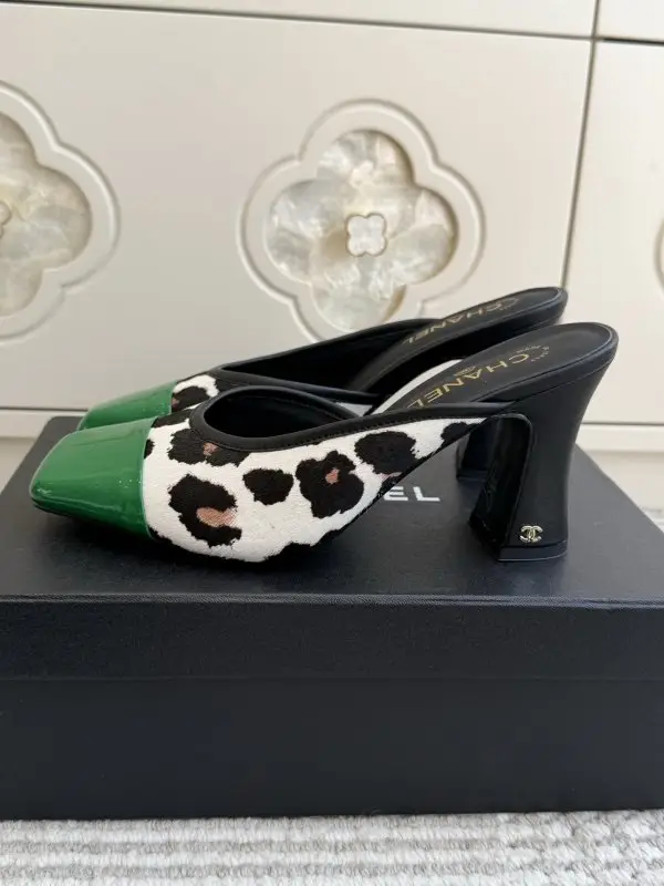 Chanel Туфли женские — Фото 2