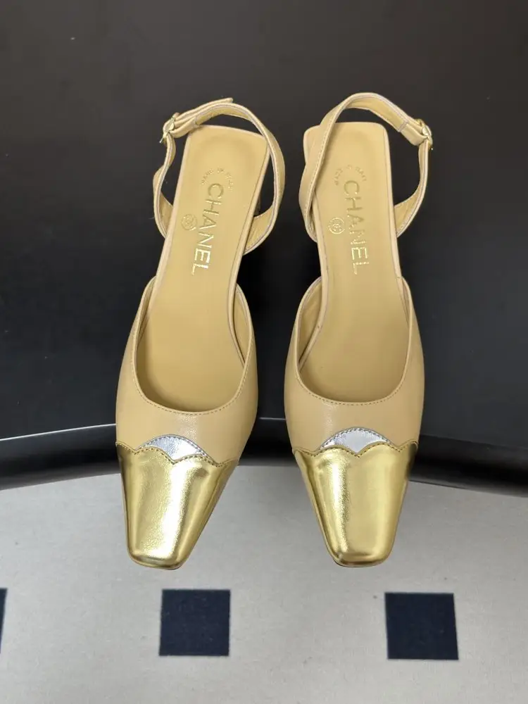 Chanel Shoes women's — Photo 2
