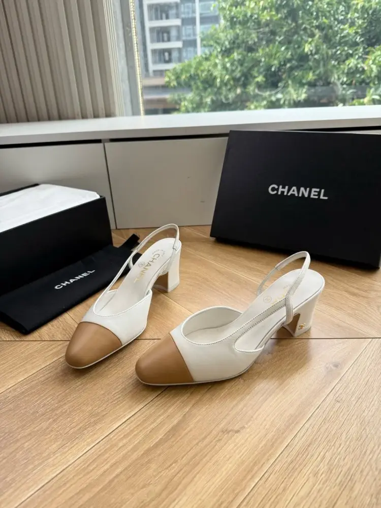 Chanel Shoes women's — Photo 2