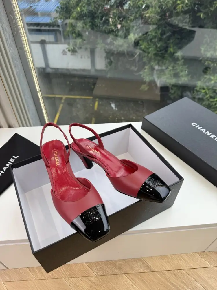 Chanel Shoes women's — Photo 2