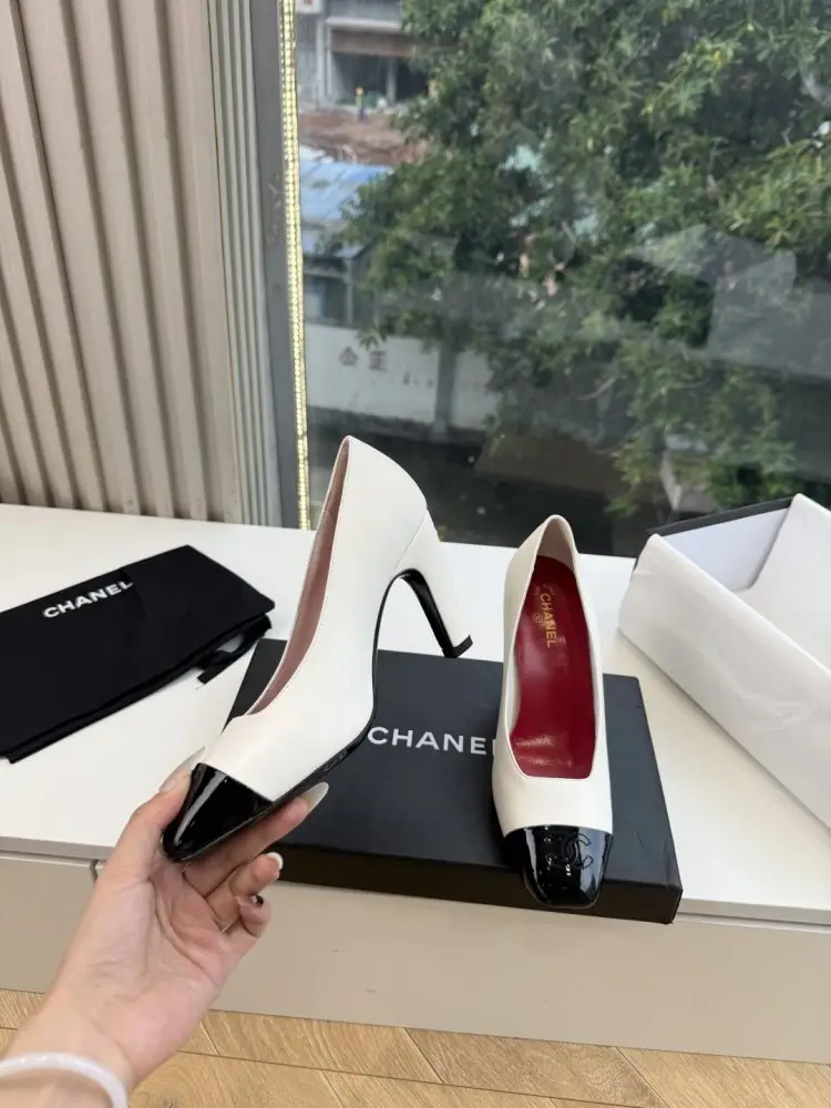 Chanel Туфлі жіночі — Фото 2
