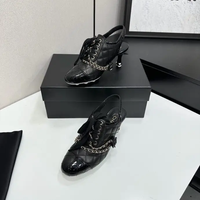 Chanel Туфлі жіночі — Фото 2