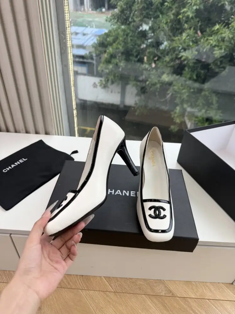 Chanel Туфлі жіночі — Фото 2
