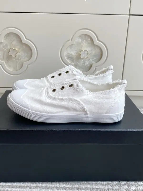 Chanel Shoes women's — Photo 2
