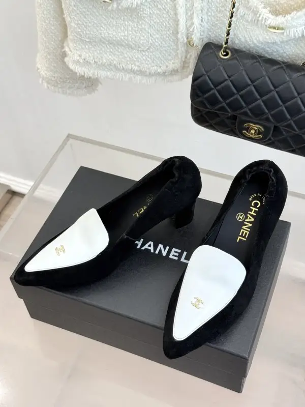 Chanel Туфли женские — Фото 2